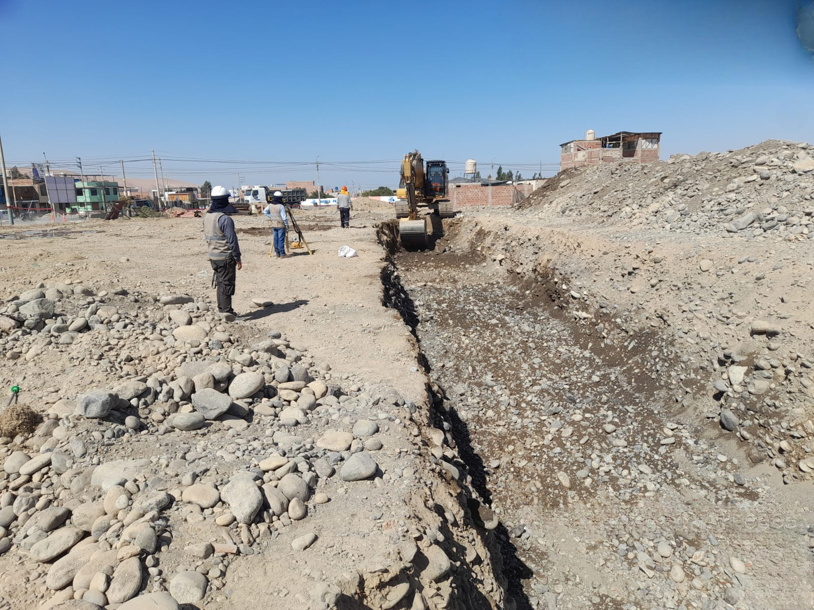 Trabajo arqueológico en campo